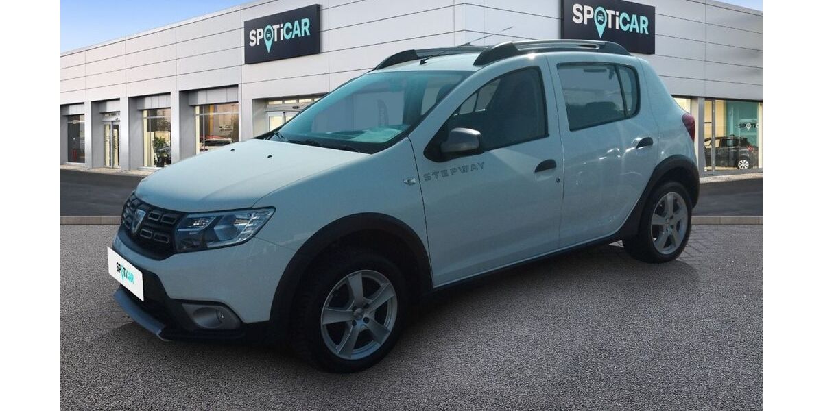 Dacia Sandero 90.500 km 7.690 &euro; Goslar 38644