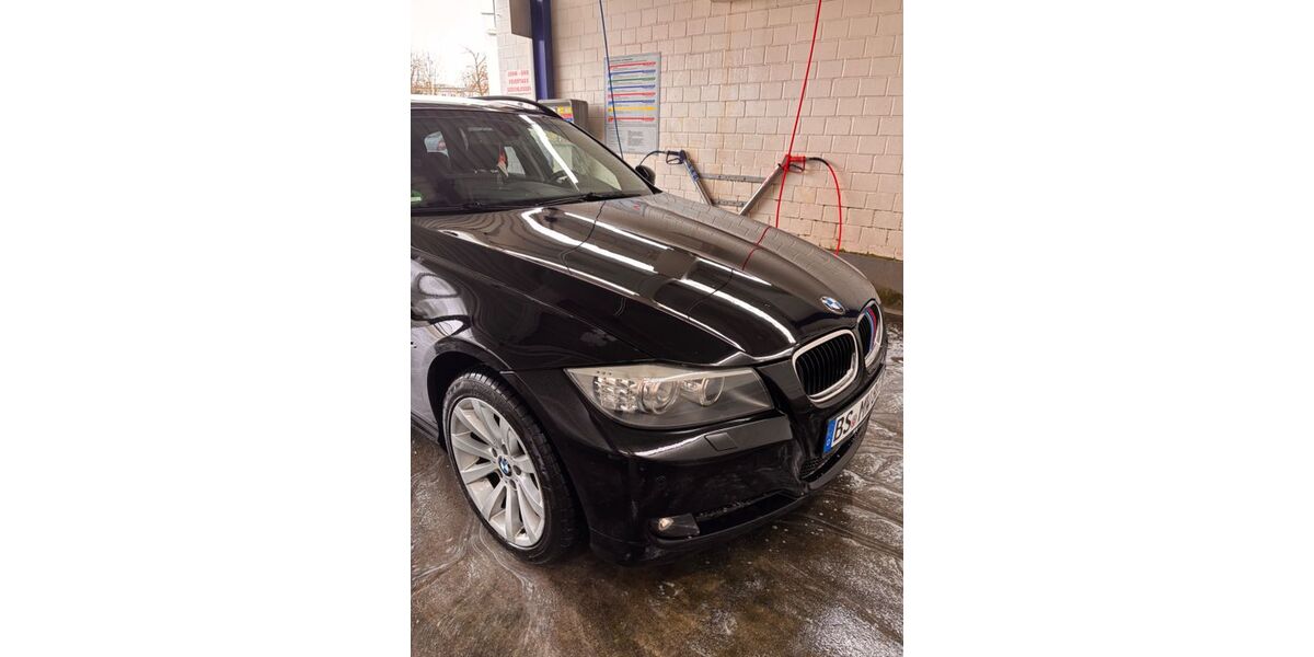 BMW 320 330.000 km 3.000 &euro; Braunschweig 38120