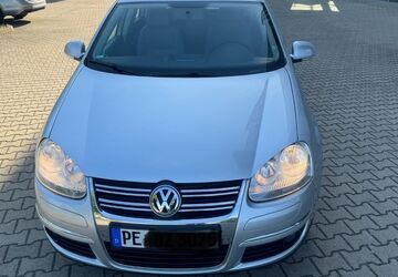 VW Golf 165.000 km 4.350 &euro; Peine 31226