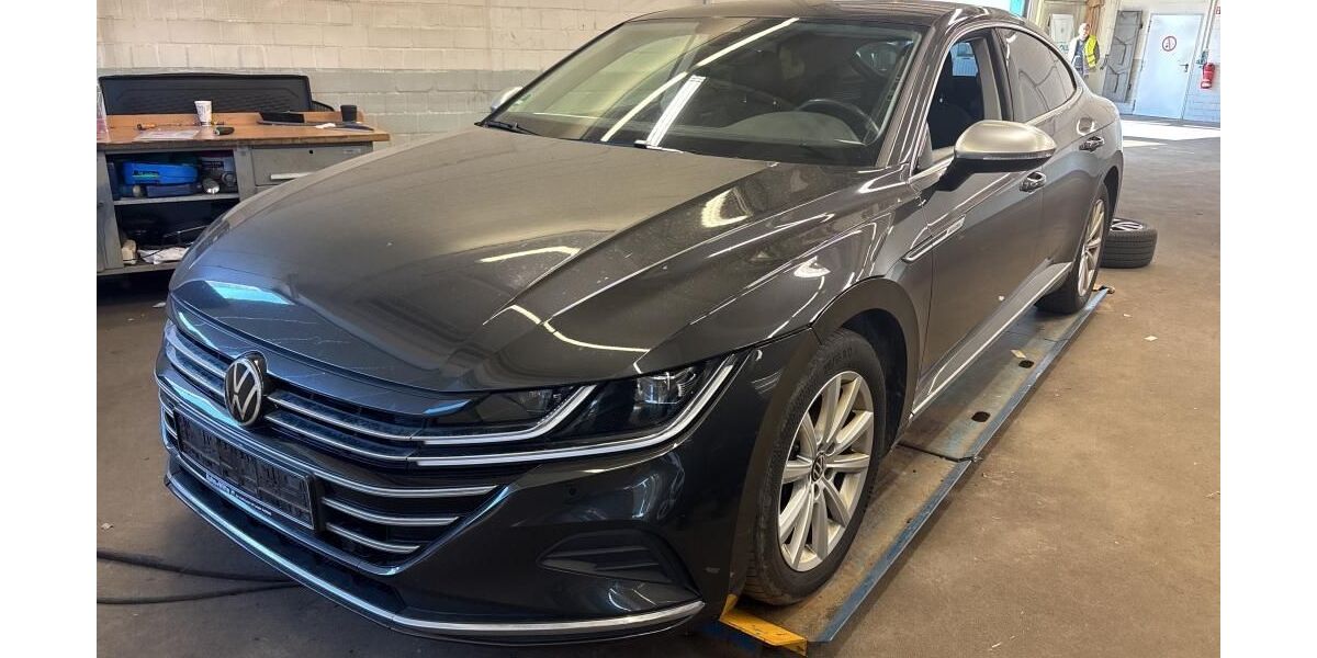 VW Arteon 164.369 km 23.990 &euro; Goslar 38644