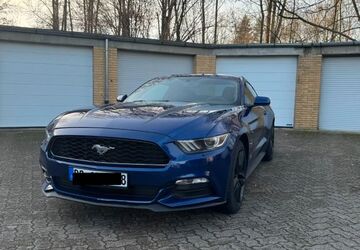 Ford Mustang 159.500 km 15.900 &euro; Braunschweig 38116