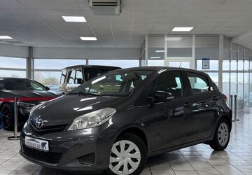 Toyota Yaris 155.327 km 5.890 &euro; Goslar 38644