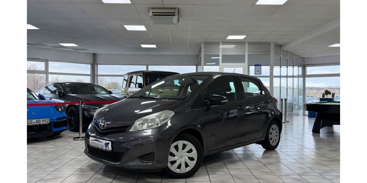 Toyota Yaris 155.327 km 5.890 &euro; Goslar 38644