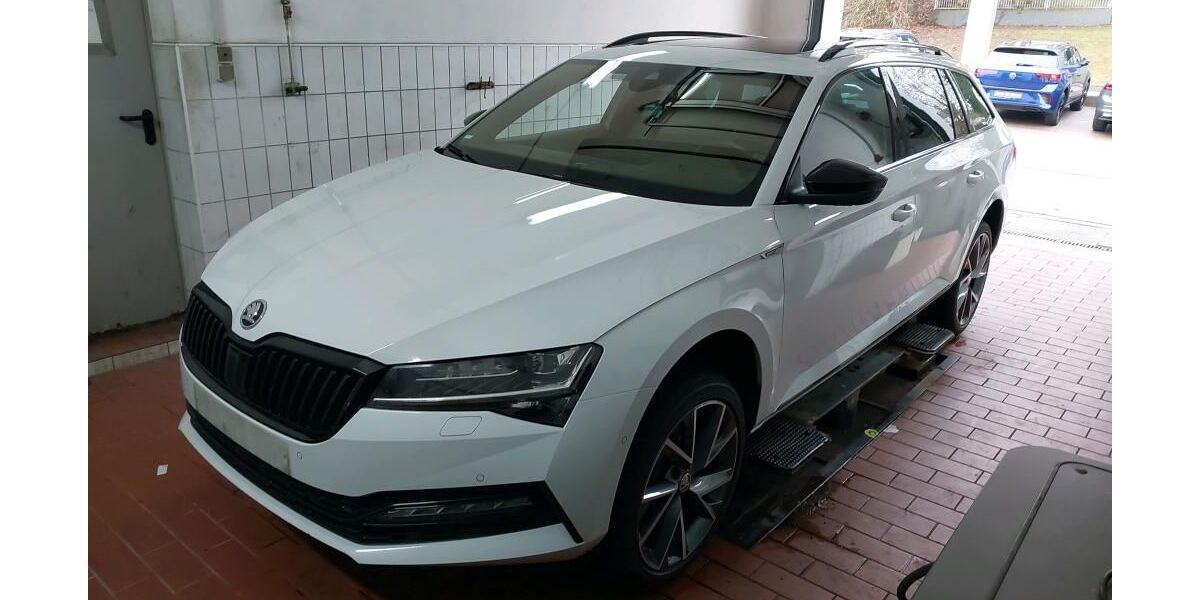 Skoda Superb 107.258 km 30.900 &euro; Braunschweig 38122