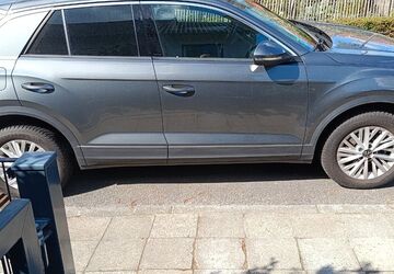 VW T-Roc 19.300 km 21.600 &euro; Cremlingen 38162