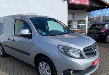 Mercedes-Benz Citan 122.000 km 7.990 &euro; Goslar 38644