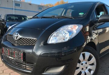 Toyota Yaris 187.000 km 3.299 &euro; Sickte 38173