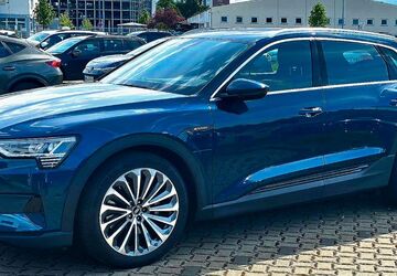 Audi e-tron 54.810 km 32.500 &euro; Meine 38527