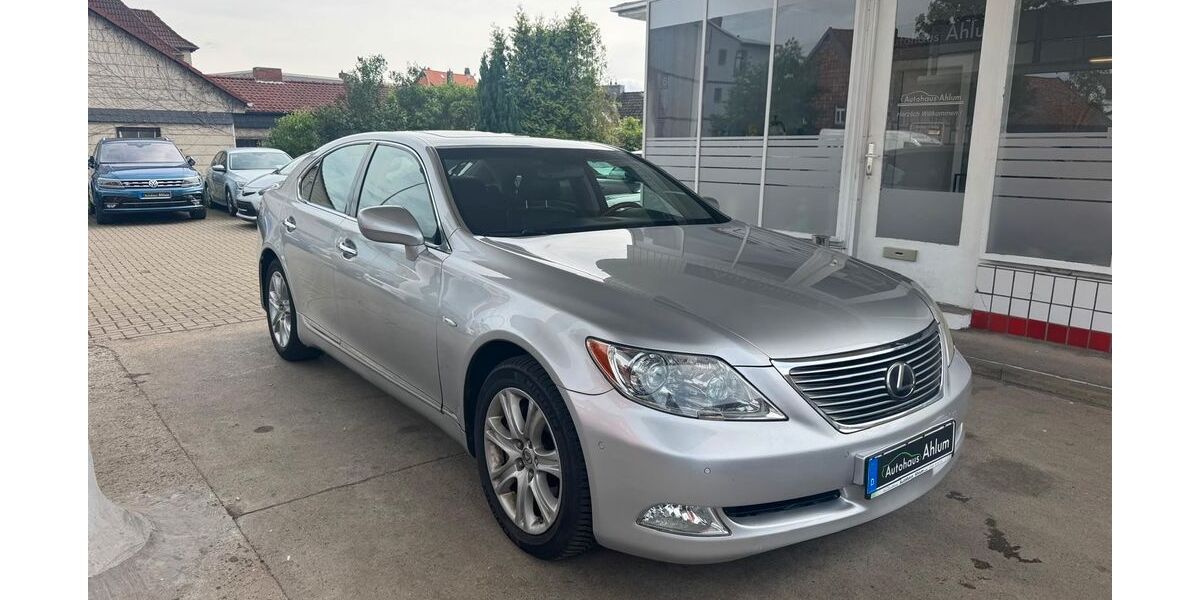 Lexus Andere 145.700 km 12.999 &euro; Wolfenbüttel 38302