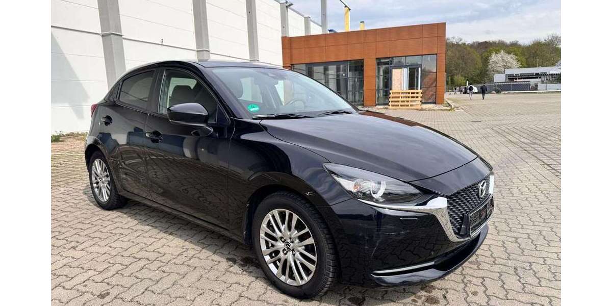 Mazda 2 87.000 km 9.990 &euro; Salzgitter 38226