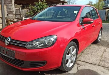 VW Golf 125.335 km 5.300 &euro; Braunschweig 38120
