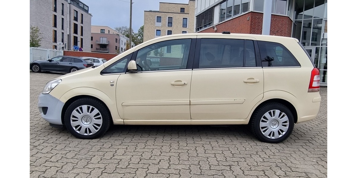 Opel Zafira 1.6 Edit111,CNG,7Sitze,Leder,Navi,1Hand 260.000 km 2.000 &euro; Braunschweig 38106