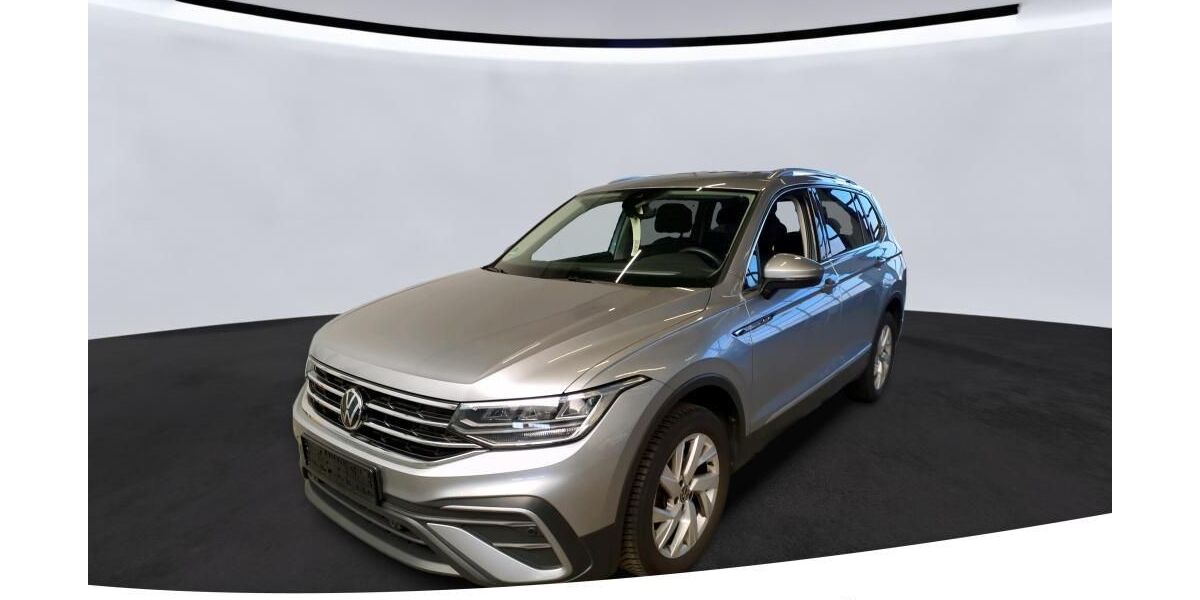 VW Tiguan Allspace 33.829 km 29.490 &euro; Braunschweig 38118