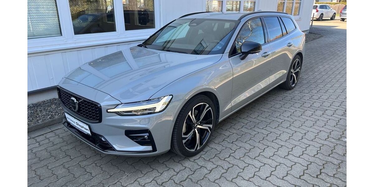 Volvo V60 9.000 km 37.390 &euro; Goslar OT Vienenburg 38690