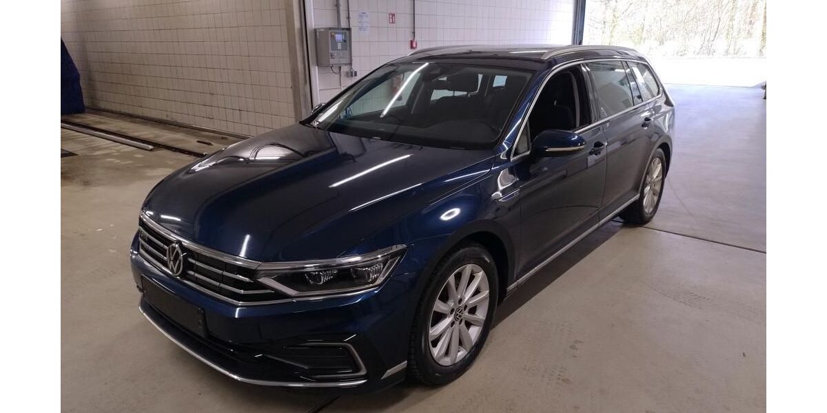 VW Passat Variant 109.569 km 18.990 &euro; Braunschweig 38122