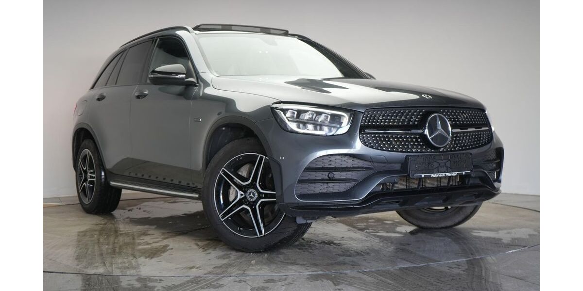 Mercedes-Benz GLC 300 120.000 km 29.990 &euro; Braunschweig 38110