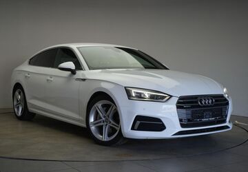 Audi A5 142.000 km 22.490 &euro; Braunschweig 38110