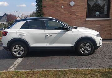 VW T-Roc 15.500 km 27.990 &euro; Königslutter 38154