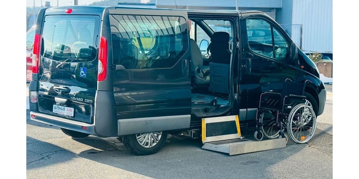 Opel Vivaro 110.000 km 24.900 &euro; Salzgitter 38259