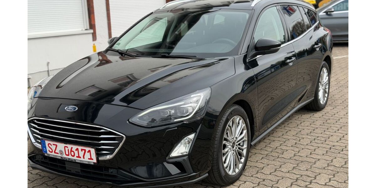 Ford Focus 132.150 km 14.900 &euro; Salzgitter 38229