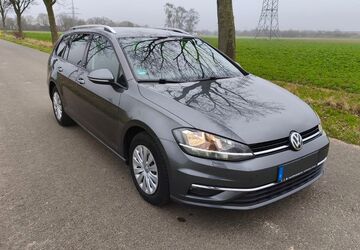 VW Golf 215.000 km 9.800 &euro; Salzgitter 38226