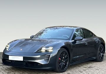 Porsche Taycan 45.549 km 74.620 &euro; Braunschweig 38114