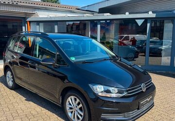 VW Touran 153.000 km 13.999 &euro; Wolfenbüttel 38304