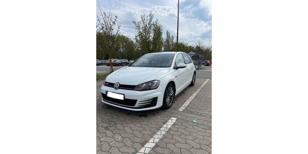 VW Golf 141.000 km 13.990 &euro; Braunschweig 38106