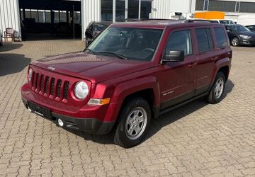 Jeep Patriot 49.000 km 9.990 &euro; Salzgitter 38229