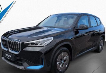 BMW iX1 14.462 km 32.290 &euro; Braunschweig 38112