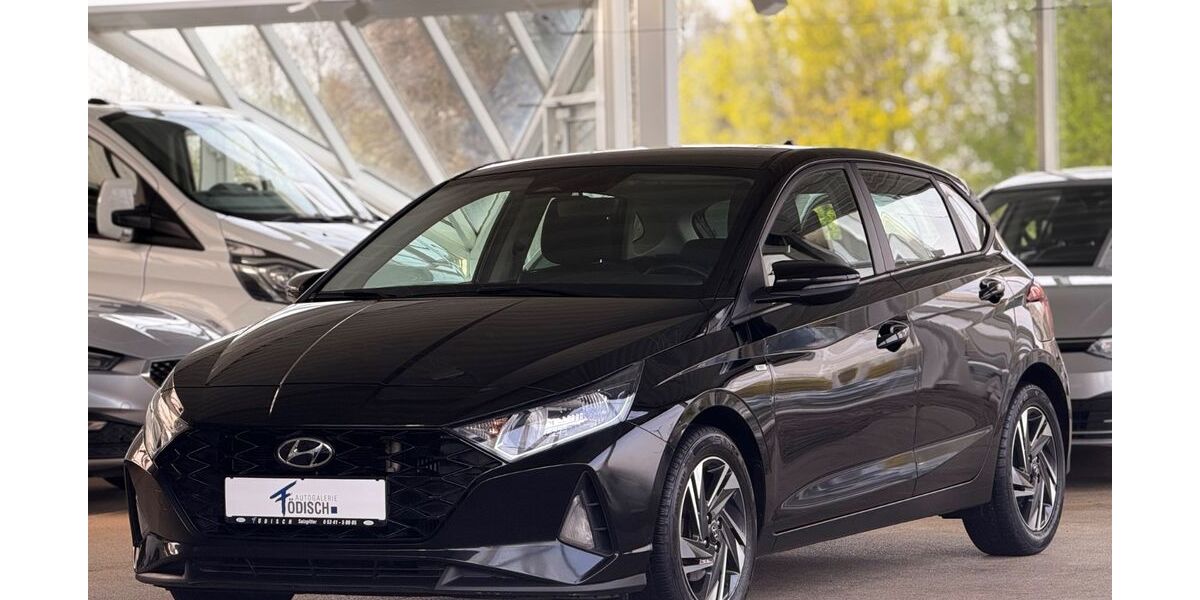 Hyundai i20 86.710 km 14.830 &euro; Salzgitter 38228