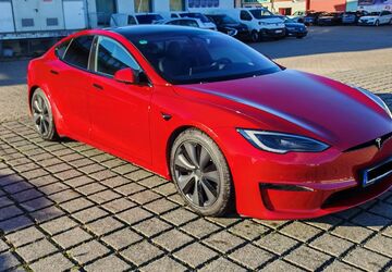 Tesla Model S 54.482 km 54.970 &euro; Braunschweig 38112