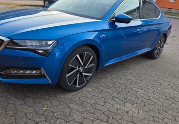 Skoda Superb 61.900 km 25.000 &euro; Braunschweig 38124