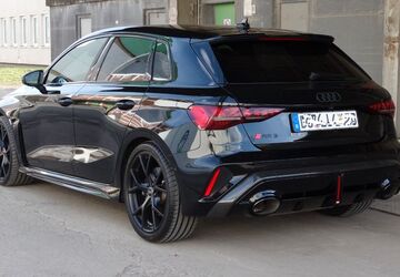 Audi RS3 18.900 km 61.200 &euro; Braunschweig 38116