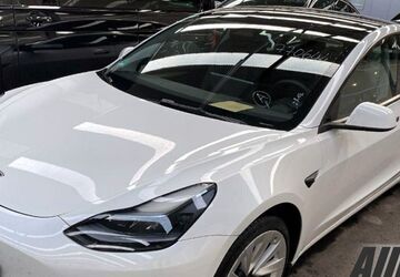 Tesla Model 3 44.550 km 31.750 &euro; Schöningen 38364