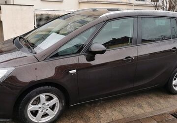 Opel Zafira Tourer 83.741 km 7.800 &euro; Peine 31228