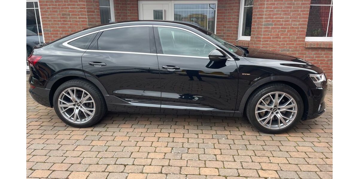 Audi e-tron 26.000 km 34.200 &euro; Vechelde 38159