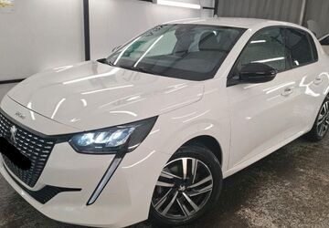 Peugeot 208 13.740 km 13.250 &euro; Schöningen 38364