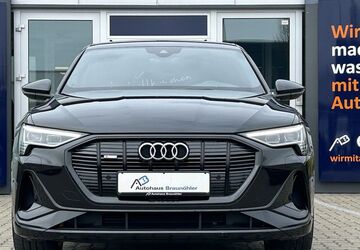 Audi e-tron 74.362 km 31.950 &euro; Salzgitter 38229