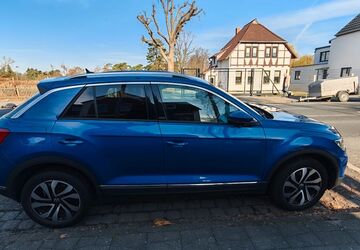 VW T-Roc 23.000 km 19.999 &euro; Braunschweig 38104