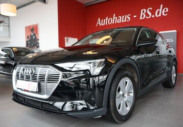 Audi e-tron 47.814 km 25.849 &euro; Braunschweig 38116
