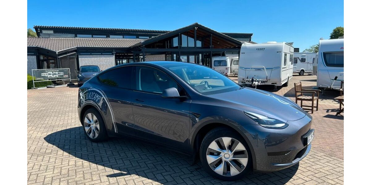 Tesla Model Y 28.000 km 32.990 &euro; Lagesbüttel (Braunschweig) 38179