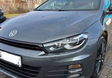 VW Scirocco 88.000 km 13.600 &euro; Braunschweig 38102