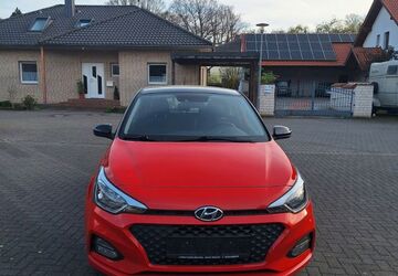 Hyundai i20 99.559 km 8.900 &euro; Dettum 38173