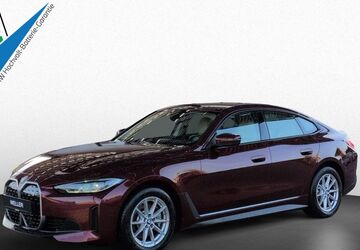 BMW i4 14.912 km 36.590 &euro; Braunschweig 38112