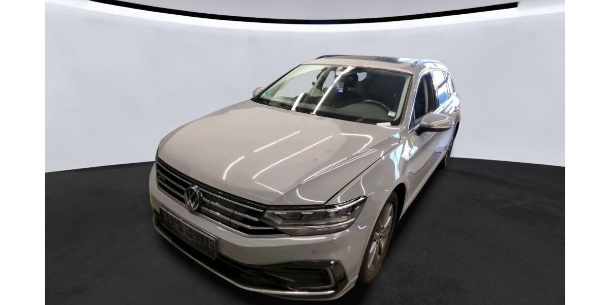 VW Passat Variant 131.072 km 20.990 &euro; Braunschweig 38122