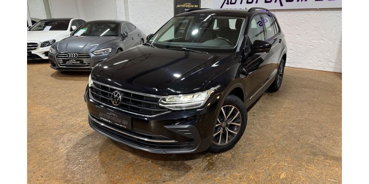 VW Tiguan 52.100 km 26.490 &euro; Braunschweig Wenden 38110