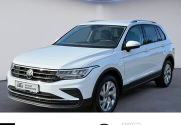 VW Tiguan 62.250 km 27.880 &euro; Braunschweig 38108