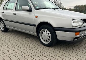 VW Golf 147.338 km 2.500 &euro; Söhlde 31185