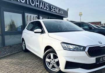 Skoda Fabia 90.000 km 12.490 &euro; Peine 31228